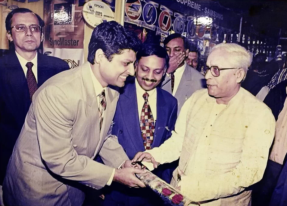 Award with CM